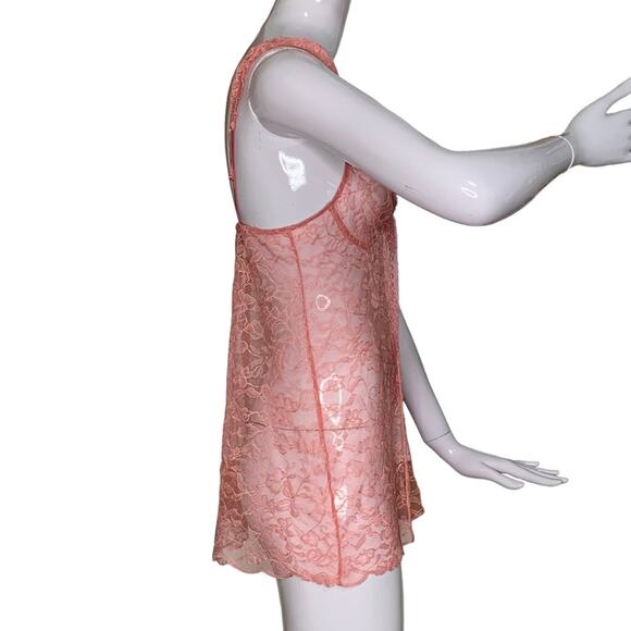Victoria's Secret Y2K All Lace Baby Doll Pale Pink Size M Slit Down The Middle - Picture 5 of 13